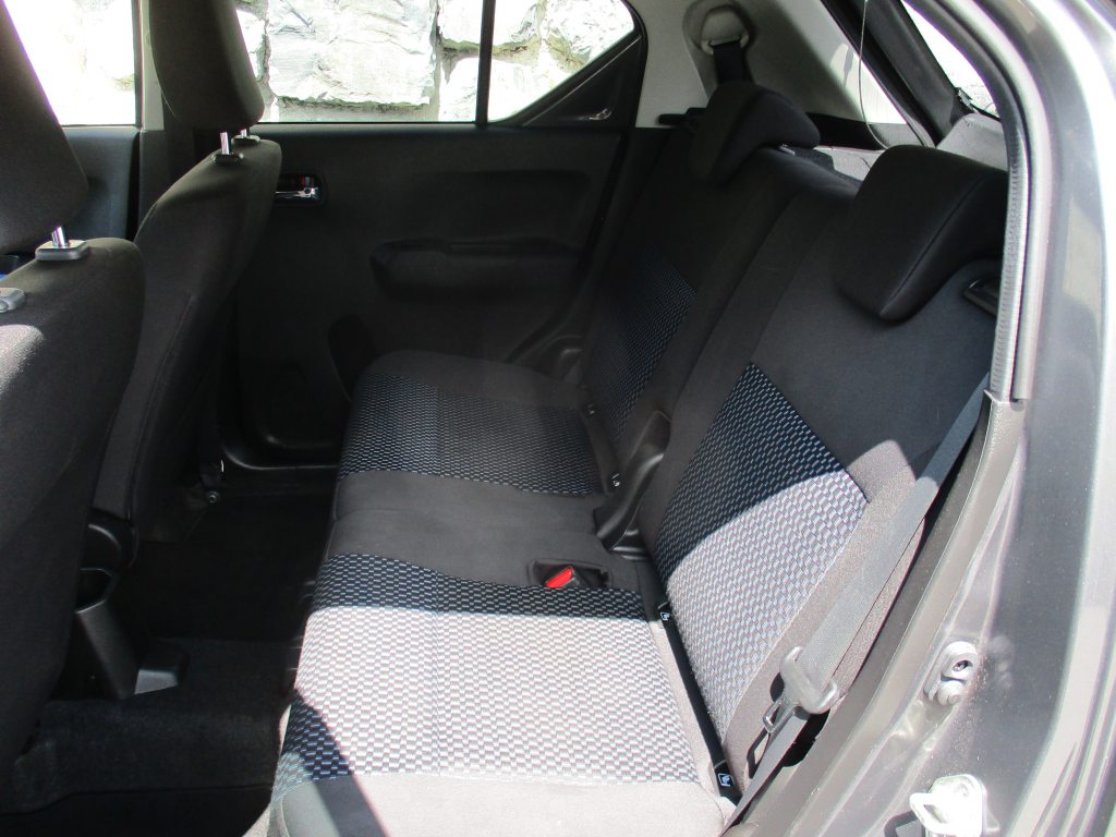 SUZUKI IGNIS 1.2 Compact Top Hybrid 4x4, Hybride Léger Essence/Électricité, Occasion / Utilisé, Manuelle - 6
