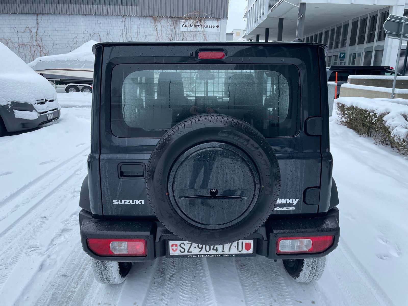 SUZUKI Jimny 1.5 Compact+ 4x4 mit Rückfahrkamera und Navi, Benzin, Neuwagen, Handschaltung - 4