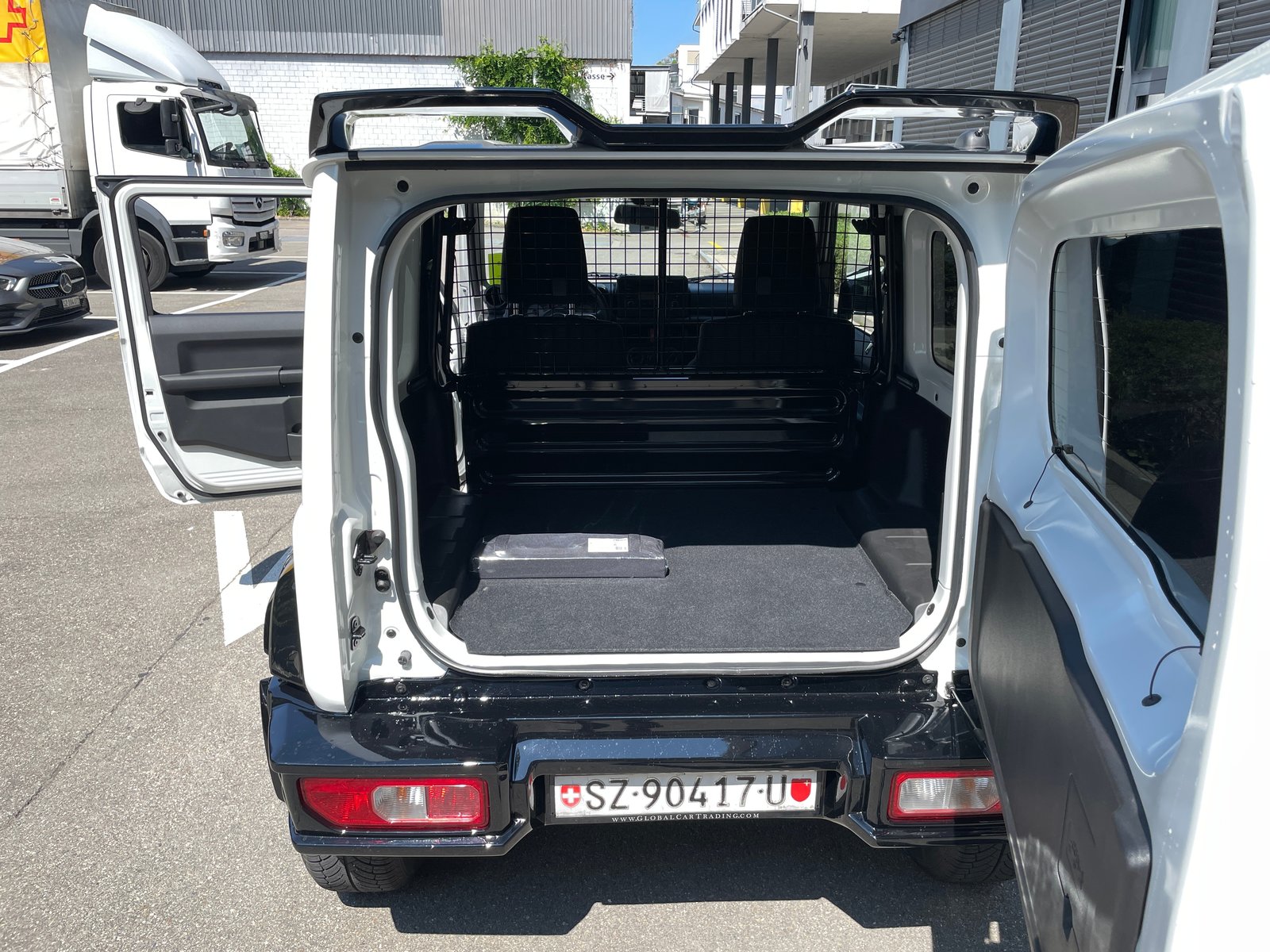 SUZUKI Jimny 1.5 Compact+ 4x4 BRABUS EDITION, Essence, Voiture nouvelle, Manuelle - 7