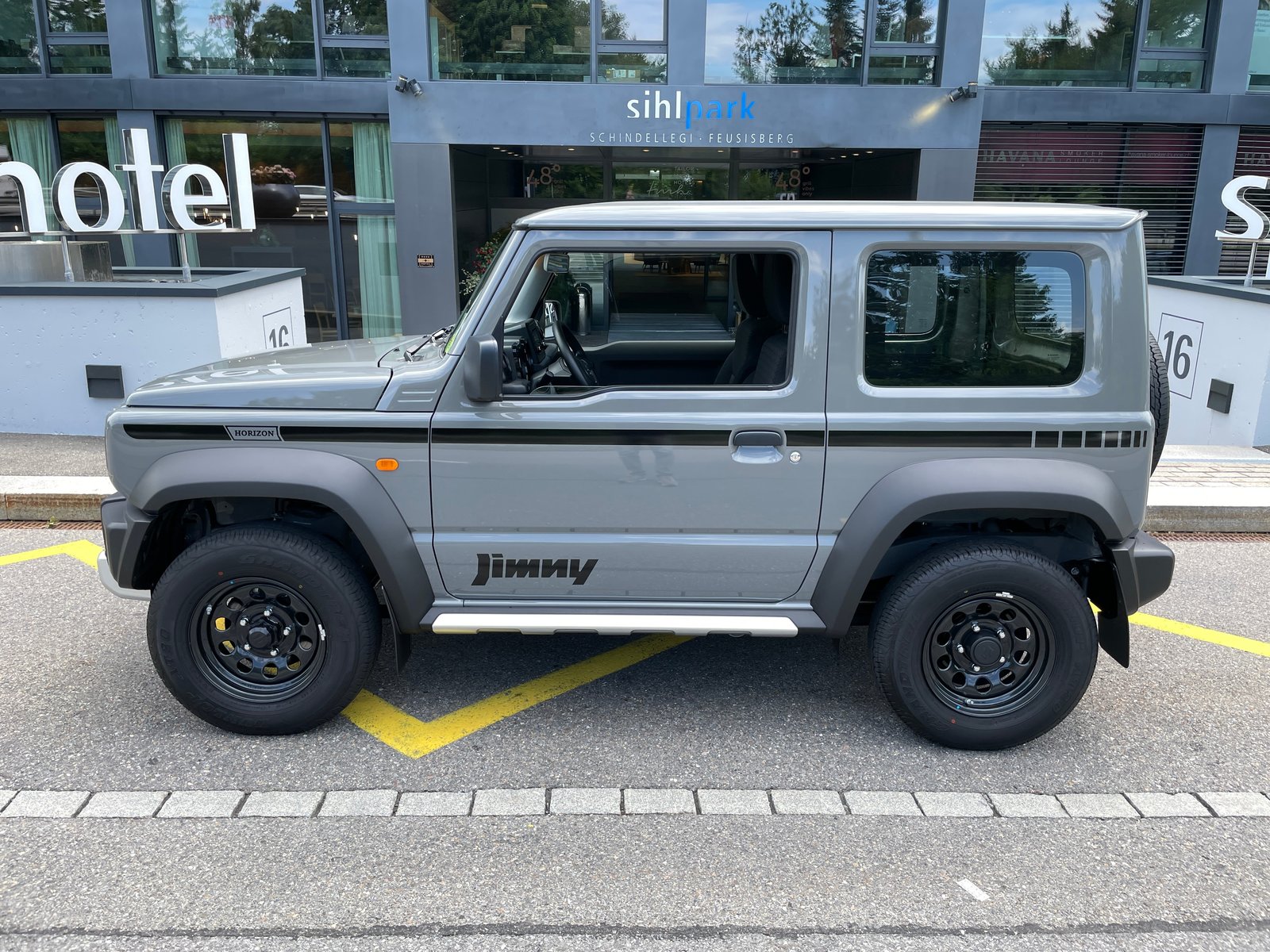 SUZUKI Jimny 1.5 Man 4x4 Horizon, Petrol, New car, Manual - 2