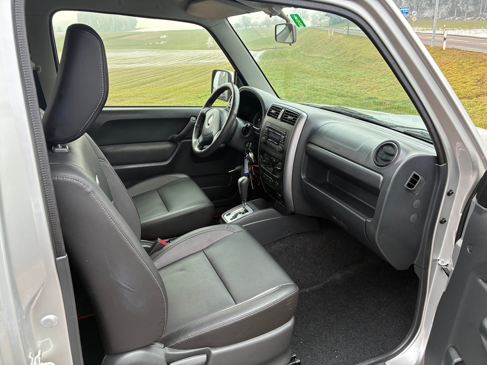 SUZUKI Jimny 1.3 16V GL Top Sergio Cellano Automatic, Benzin, Occasion / Gebraucht, Automatik - 5