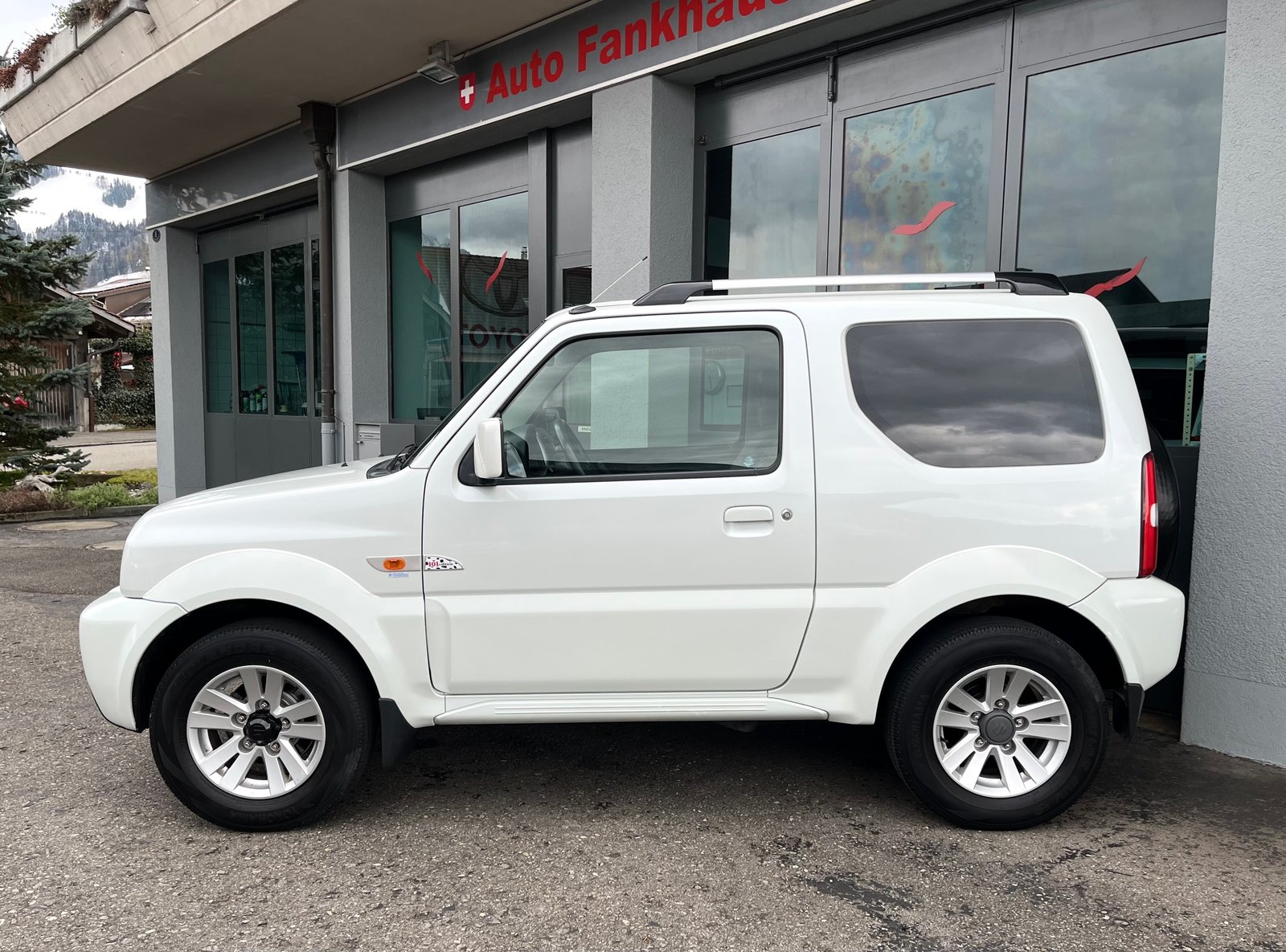 SUZUKI Jimny 1.3 16V GL Top Special Edition Automatic, Benzin, Occasion / Gebraucht, Automatik - 4