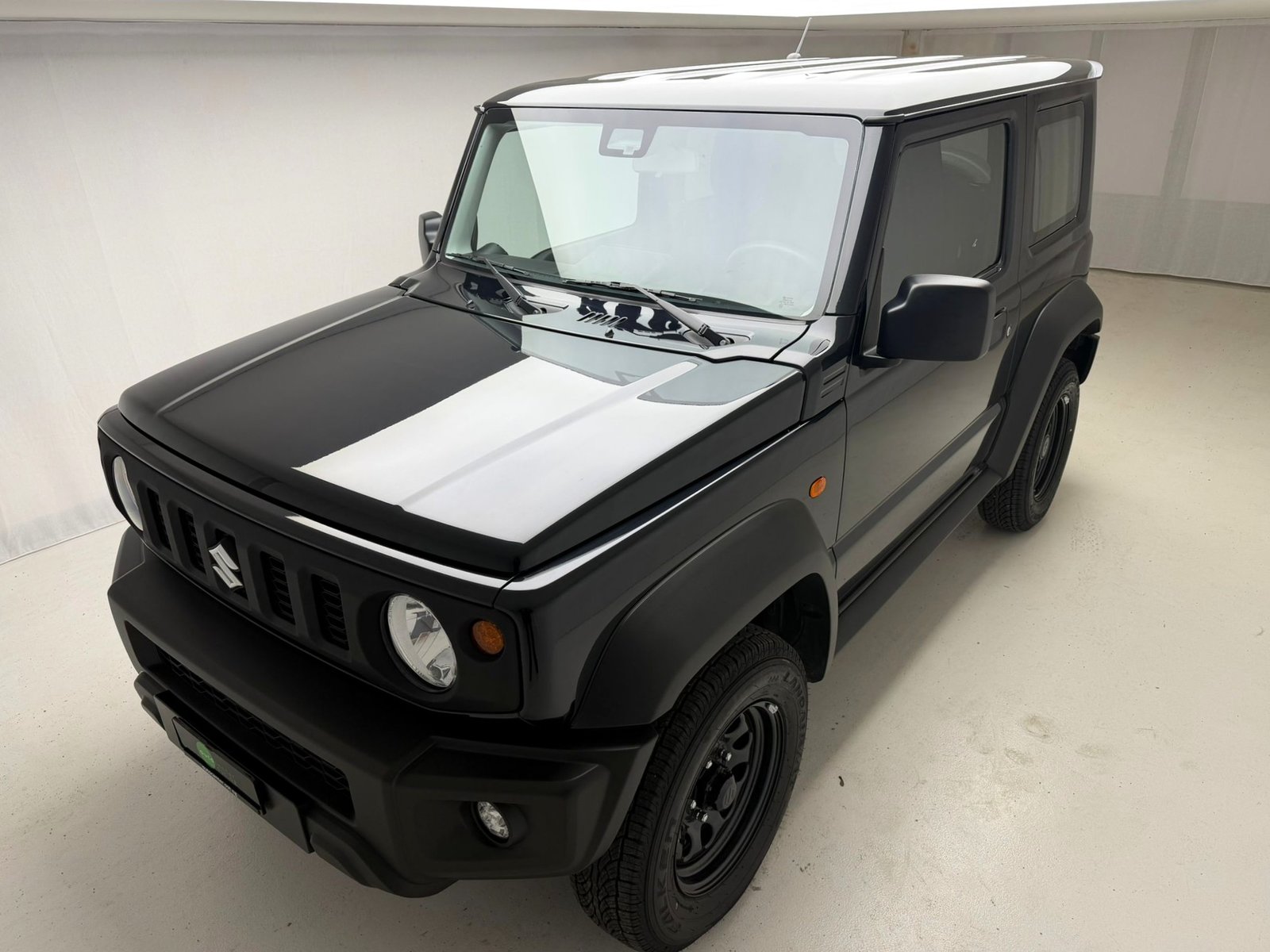 SUZUKI Jimny 1.5 Compact+ 4x4 Automat + 4 Platzer + PDC, Benzin, Occasion / Gebraucht, Automatik - 6