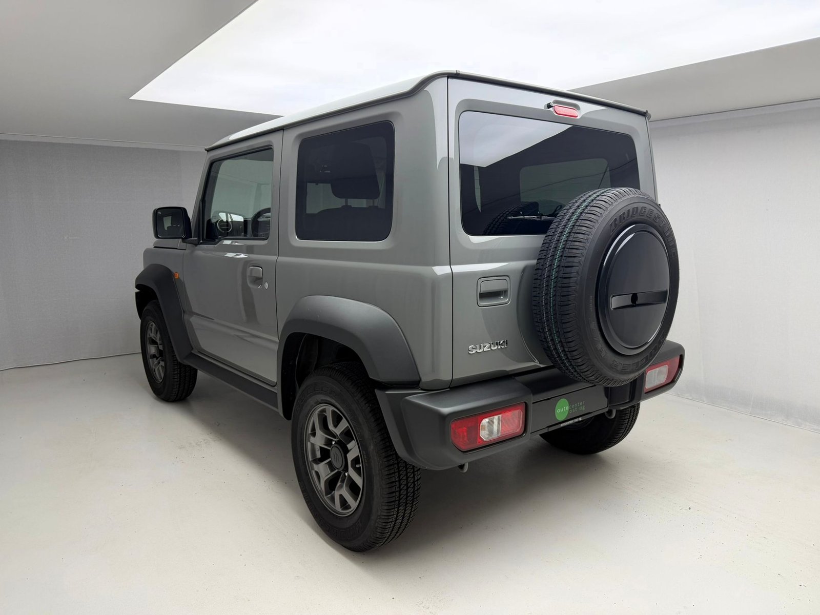 SUZUKI Jimny 1.5 Compact+ 4x4 Automat + 4 Platzer, Essence, Occasion / Utilisé, Automatique - 3