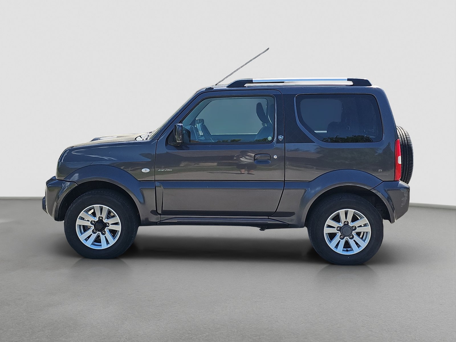SUZUKI Jimny 1.3 16V Sergio Cellano, Petrol, Second hand / Used, Manual - 2