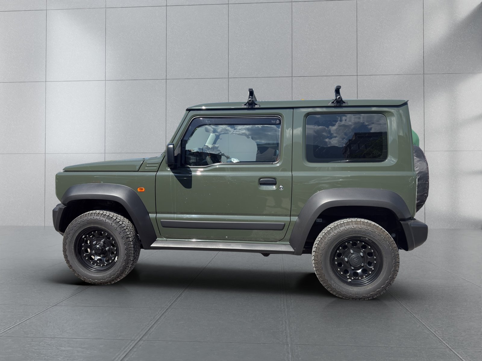 SUZUKI Jimny 1.5 Compact+ 4x4, Petrol, Second hand / Used, Manual - 3