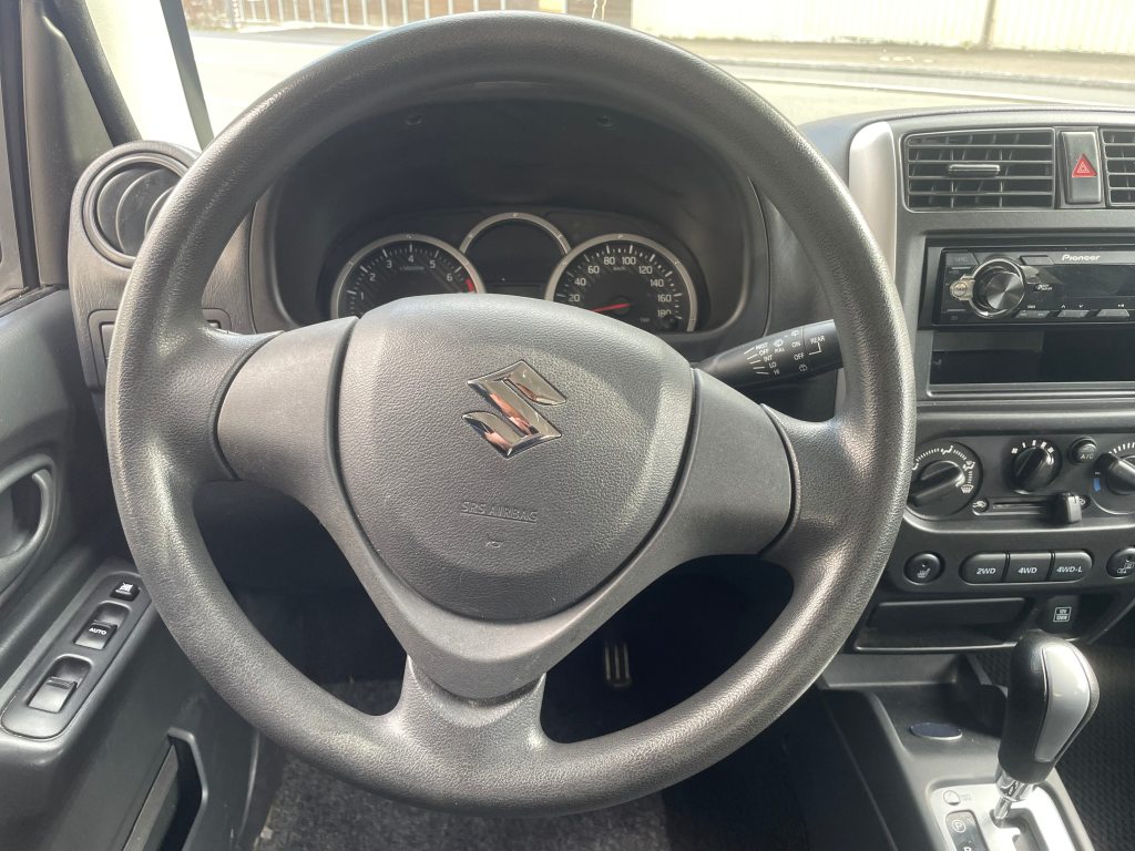 SUZUKI JIMNY 1.3 4WD Compact Top, Petrol, Second hand / Used, Automatic - 6