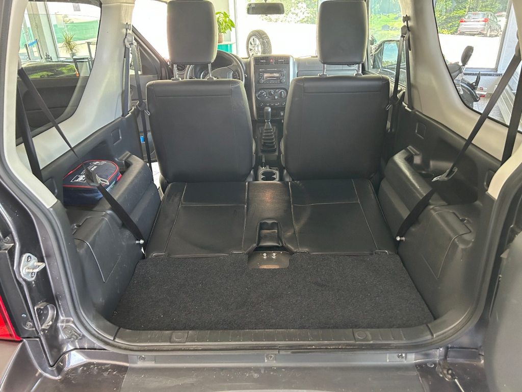 SUZUKI JIMNY 1.3 4WD Compact Top, Benzin, Occasion / Gebraucht, Handschaltung - 6