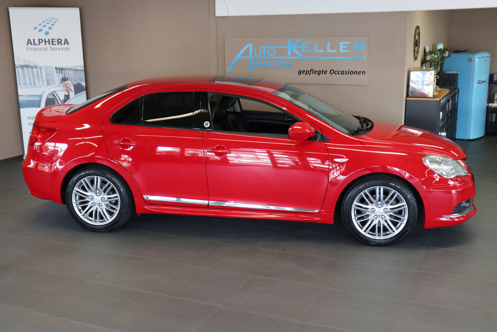 SUZUKI Kizashi 2.4 VVT Sport Indigo CVT 4x4