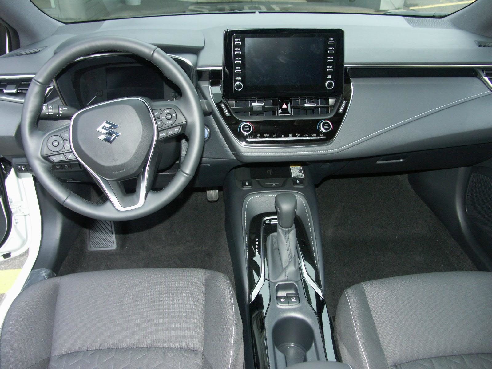 SUZUKI Swace 1.8 Compact Top Hybrid, Full-Hybrid Petrol/Electric, Second hand / Used, Automatic - 6