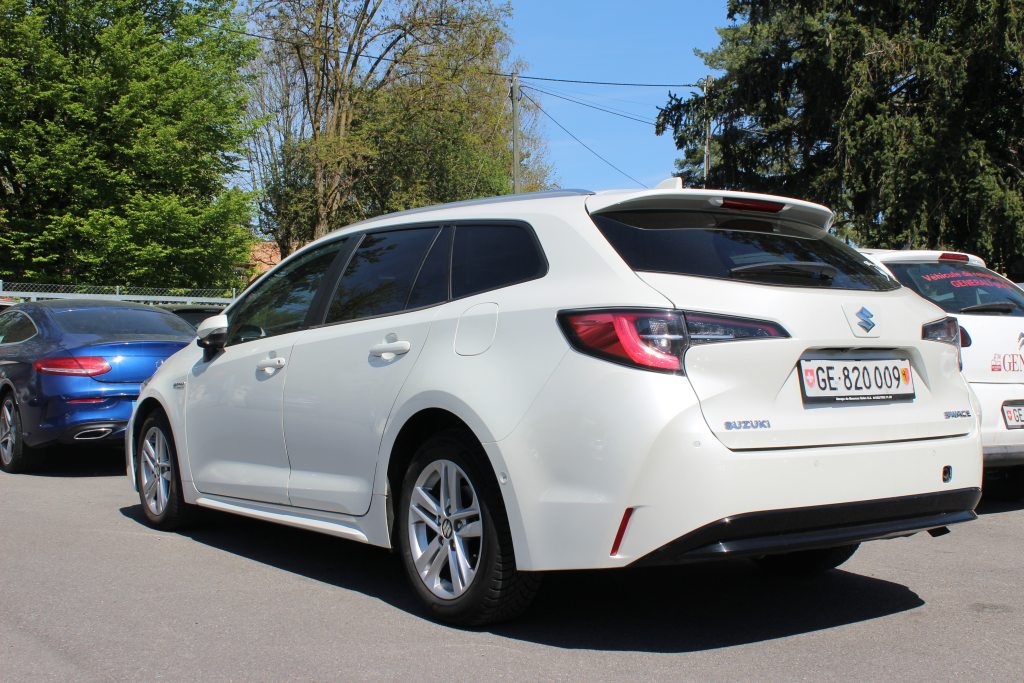 SUZUKI SWACE 1.8 Compact Top Hybrid, Hybride Intégral Essence/Électricité, Occasion / Utilisé, Automatique - 7
