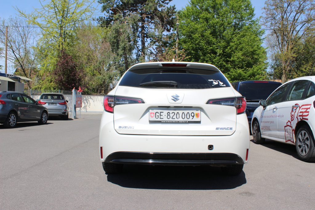 SUZUKI SWACE 1.8 Compact Top Hybrid, Hybride Intégral Essence/Électricité, Occasion / Utilisé, Automatique - 6