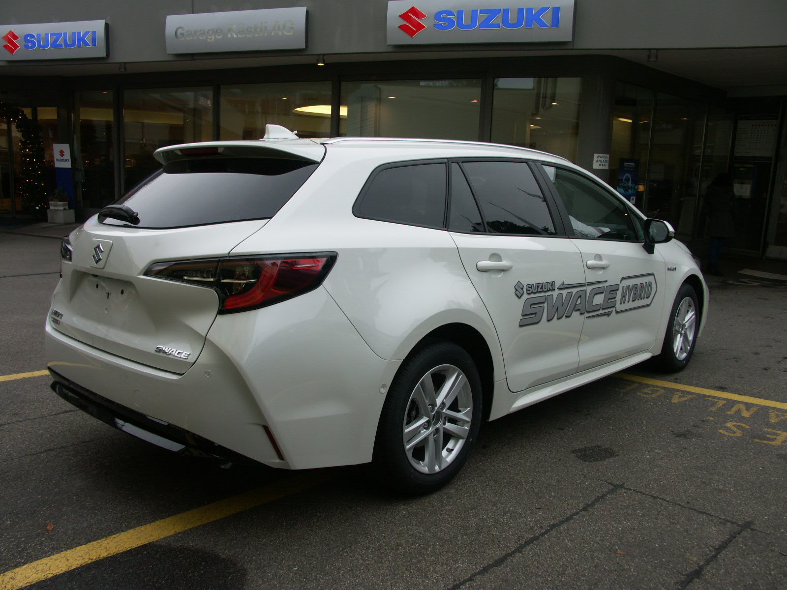 SUZUKI Swace 1.8 Compact Top Hybrid, Essence, Voiture de démonstration, Automatique - 5