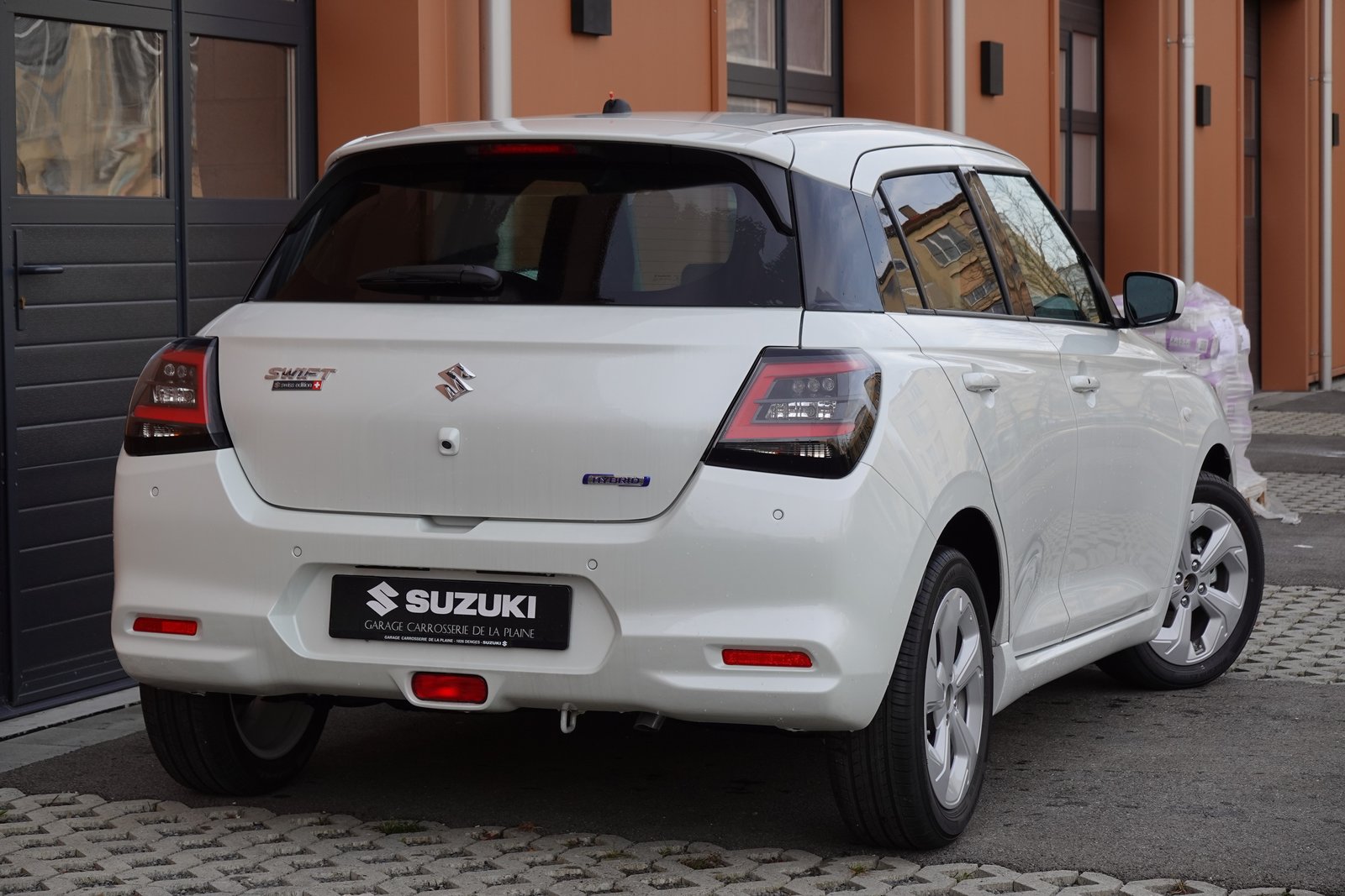 SUZUKI Swift 1.2 Compact+ Hybrid CVT - Tempomat Adapt. * Cam, Hybride Léger Essence/Électricité, Voiture nouvelle, Automatique - 5