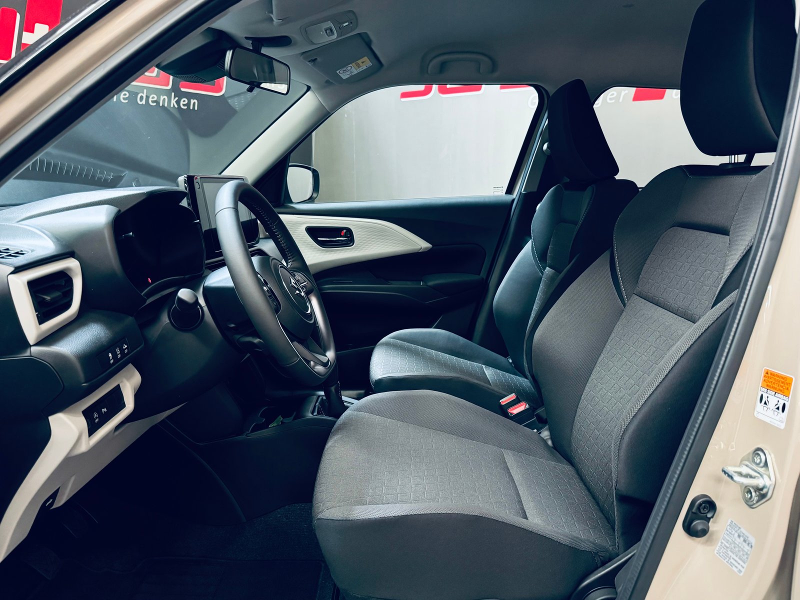 SUZUKI Swift 1.2 Compact Top Hybrid 4x4, Mild-Hybrid Petrol/Electric, New car, Manual - 7