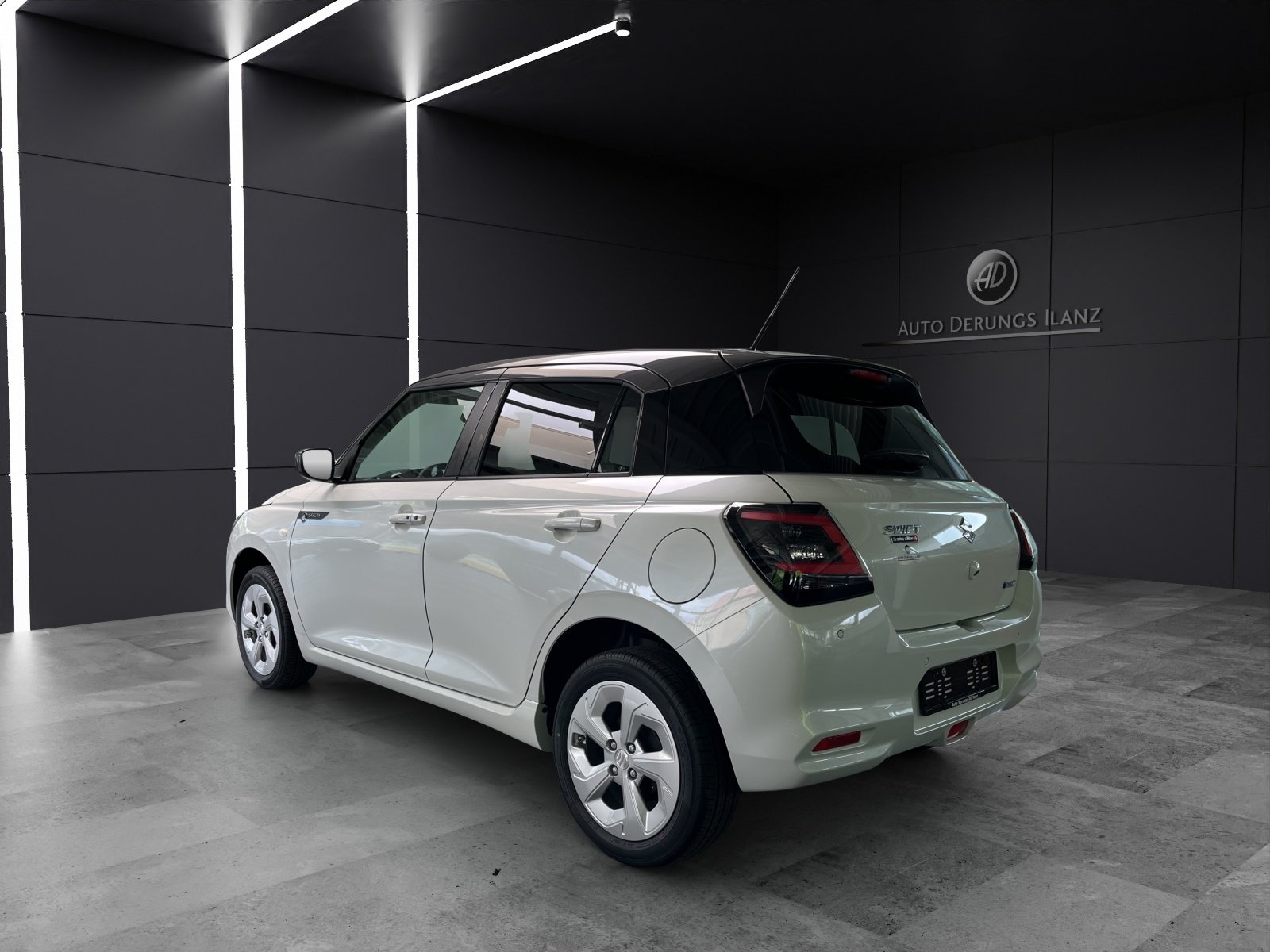 SUZUKI Swift 1.2 Sakura Hybrid 4x4, Mild-Hybrid Benzin/Elektro, Neuwagen, Handschaltung - 3