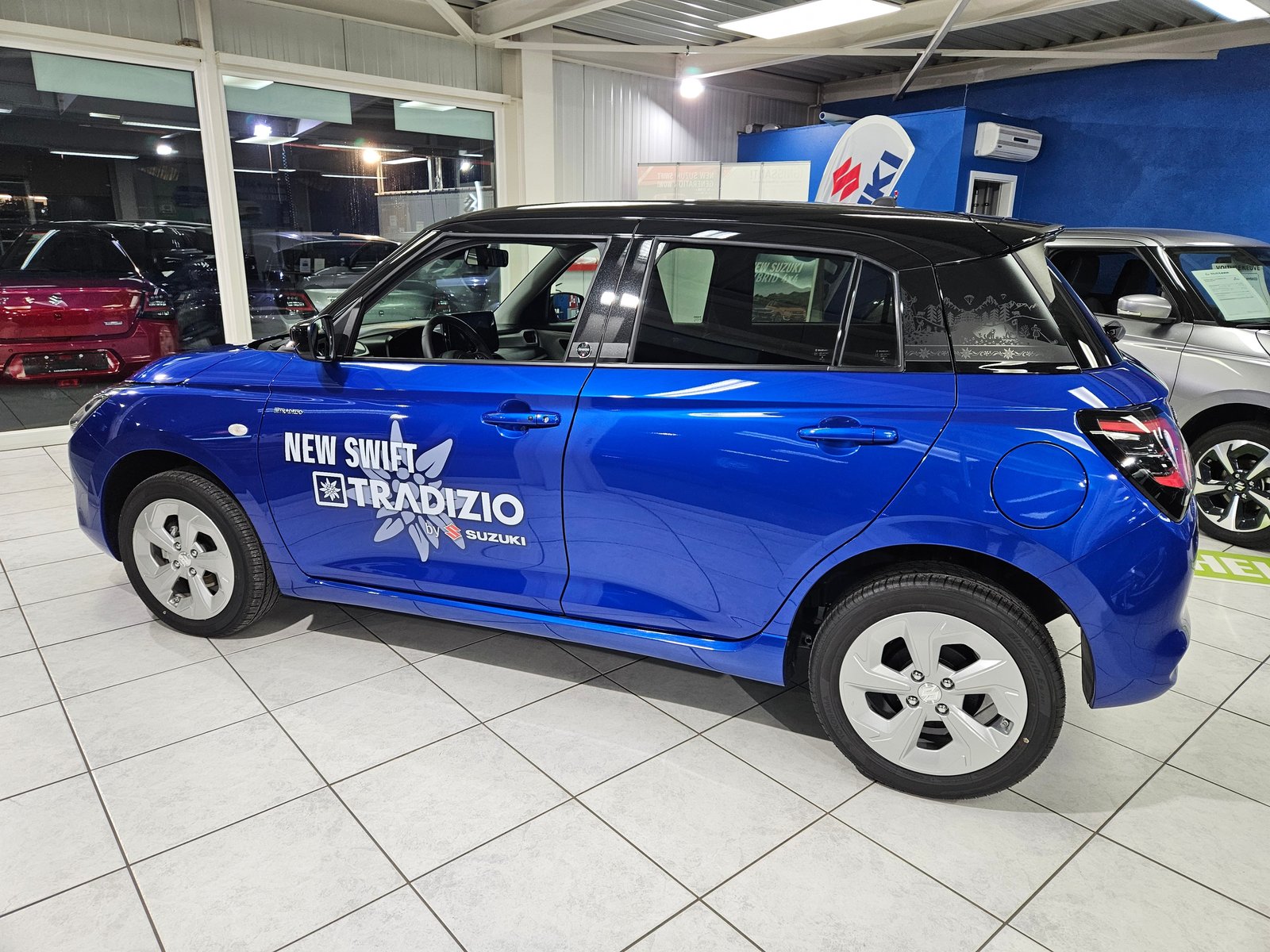 SUZUKI Swift 1.2 1st Tradizio Hybrid 4x4, Mild-Hybrid Petrol/Electric, New car, Manual - 7