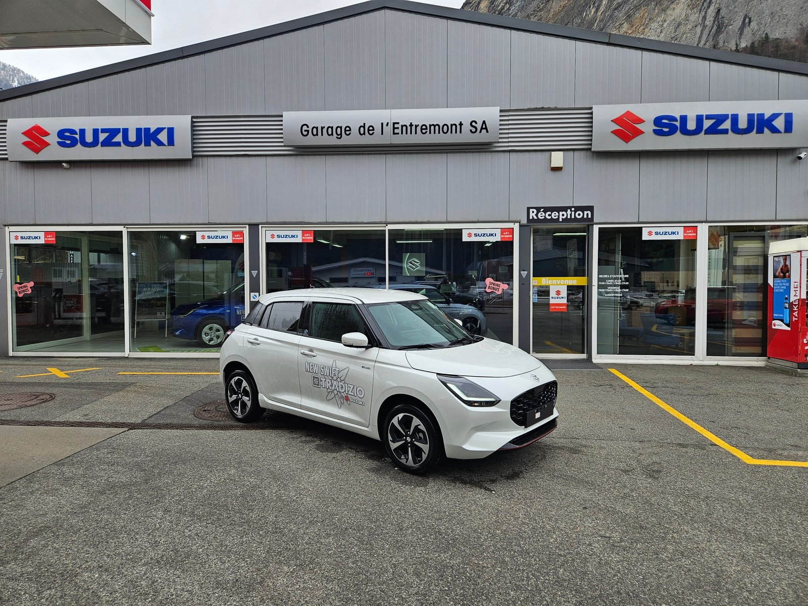 SUZUKI Swift 1.2 Tradizio Top Hybrid 4x4