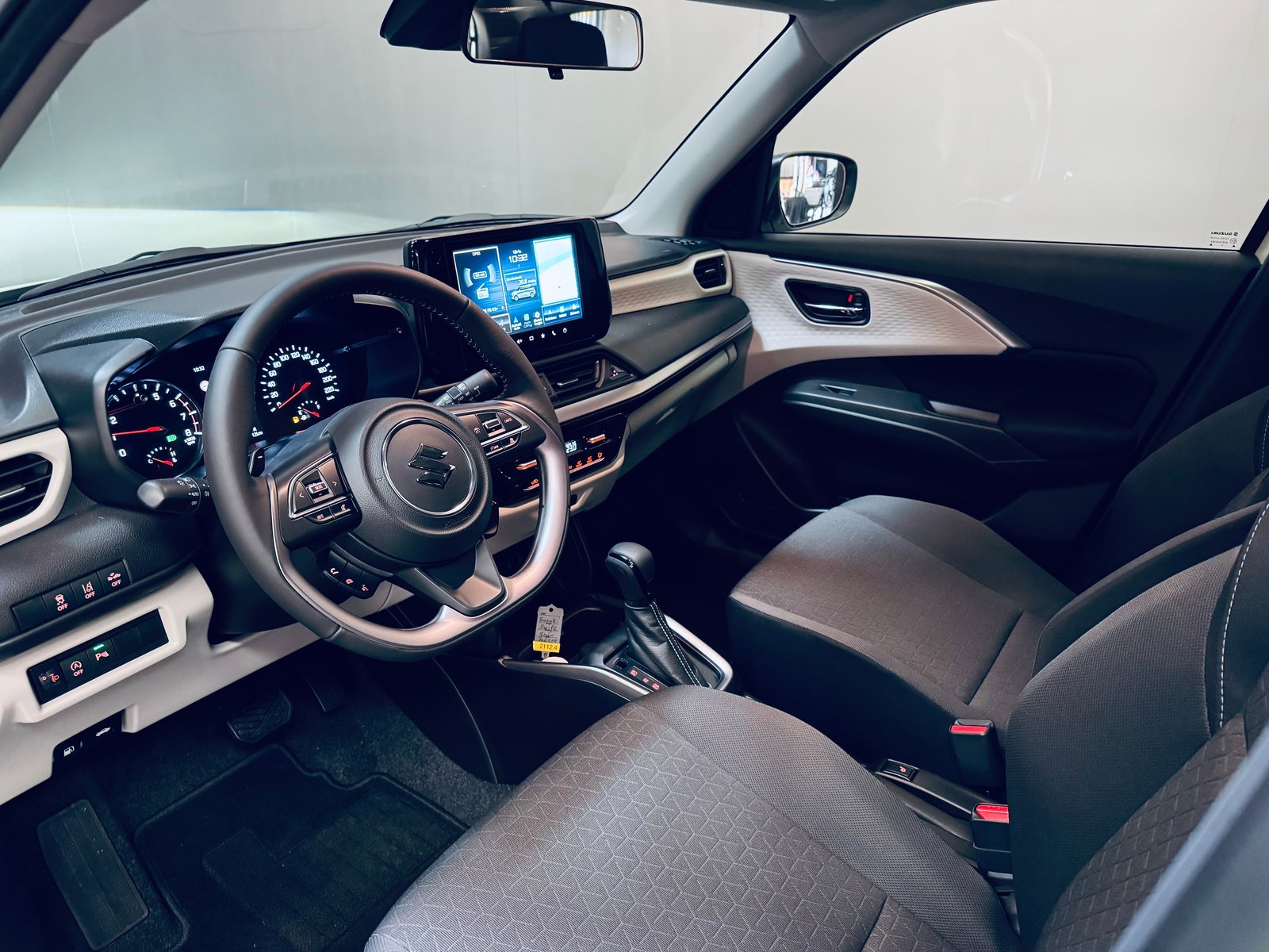 SUZUKI Swift 1.2 Compact Top Hybrid 4x4, Hybride Leggero Benzina/Elettrica, Auto nuove, Manuale - 6