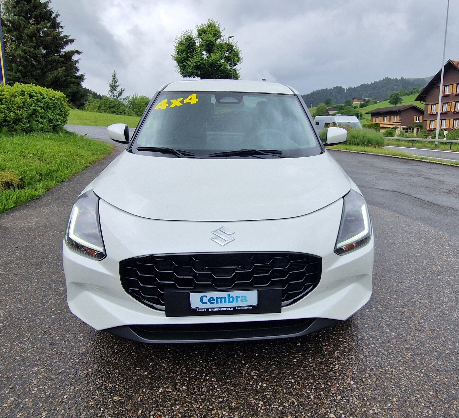 SUZUKI Swift 1.2 Compact+ Hybrid, Hybride Léger Essence/Électricité, Voiture nouvelle, Manuelle - 2