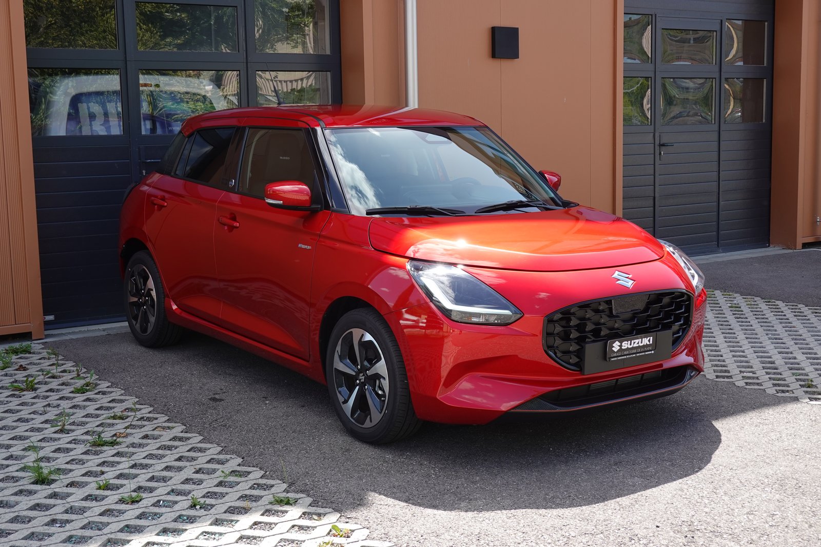 SUZUKI Swift 1.2 Tradizio Top Hybrid CVT - 5 ans de garantie, Mild-Hybrid Benzin/Elektro, Neuwagen, Automatik - 3
