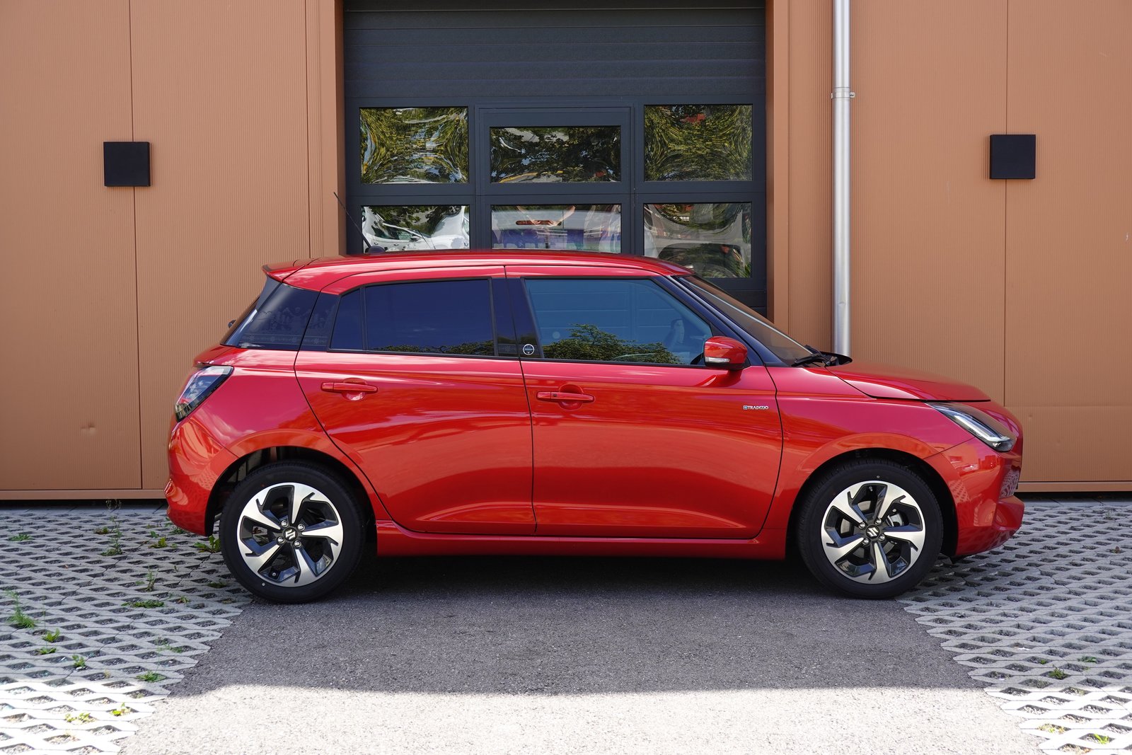 SUZUKI Swift 1.2 Tradizio Top Hybrid CVT - 5 ans de garantie, Mild-Hybrid Benzin/Elektro, Neuwagen, Automatik - 4