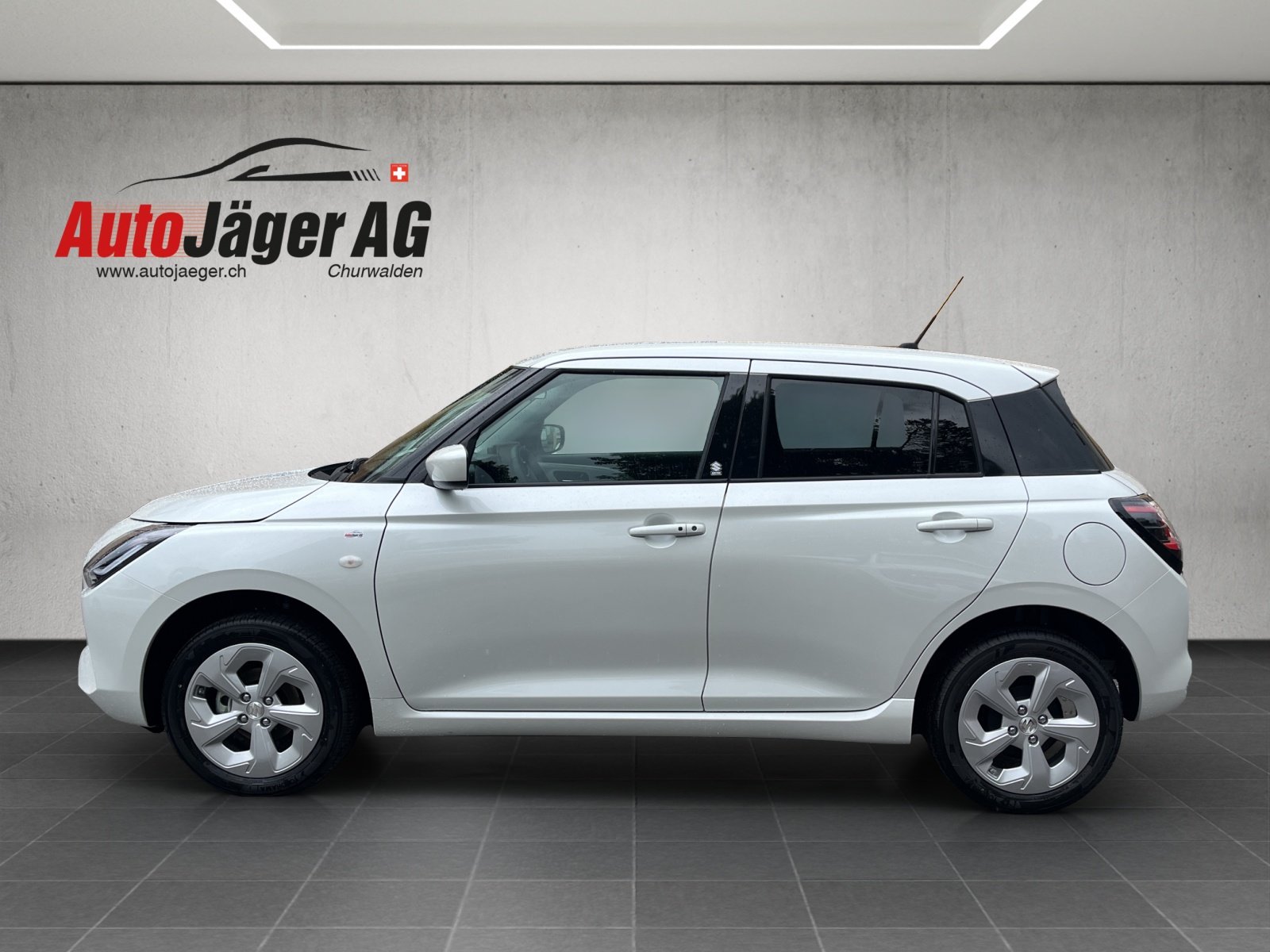 SUZUKI Swift 1.2 Compact+ Hybrid 4x4, Hybride Léger Essence/Électricité, Voiture nouvelle, Manuelle - 3