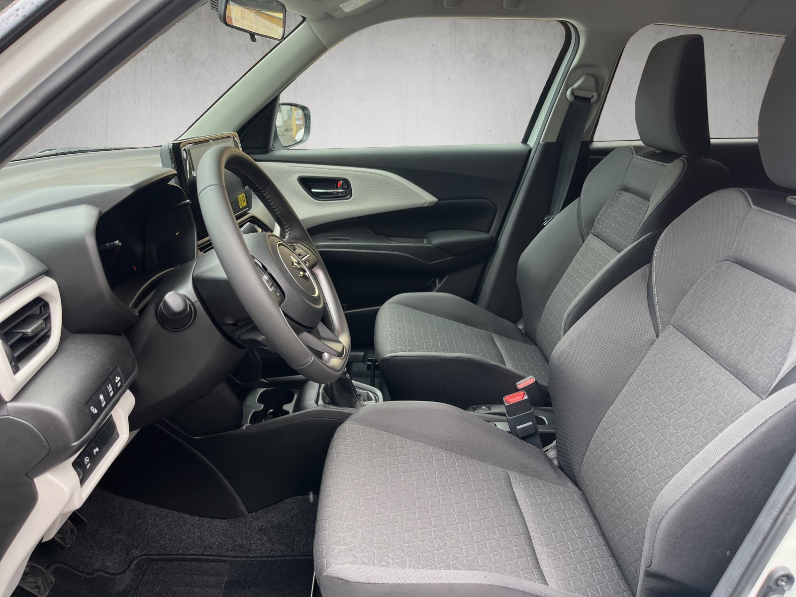 SUZUKI Swift 1.2 Compact+ Hybrid 4x4, Hybride Léger Essence/Électricité, Voiture nouvelle, Manuelle - 7