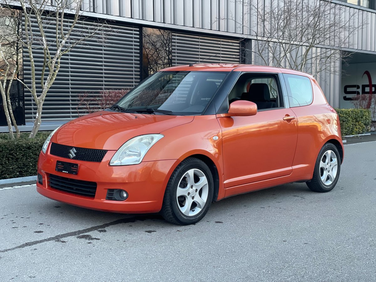 SUZUKI Swift 1.3i 16V GL Top