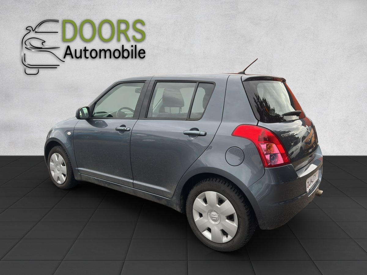 SUZUKI Swift 1.3i 16V GL 4x4, Petrol, Second hand / Used, Manual - 7