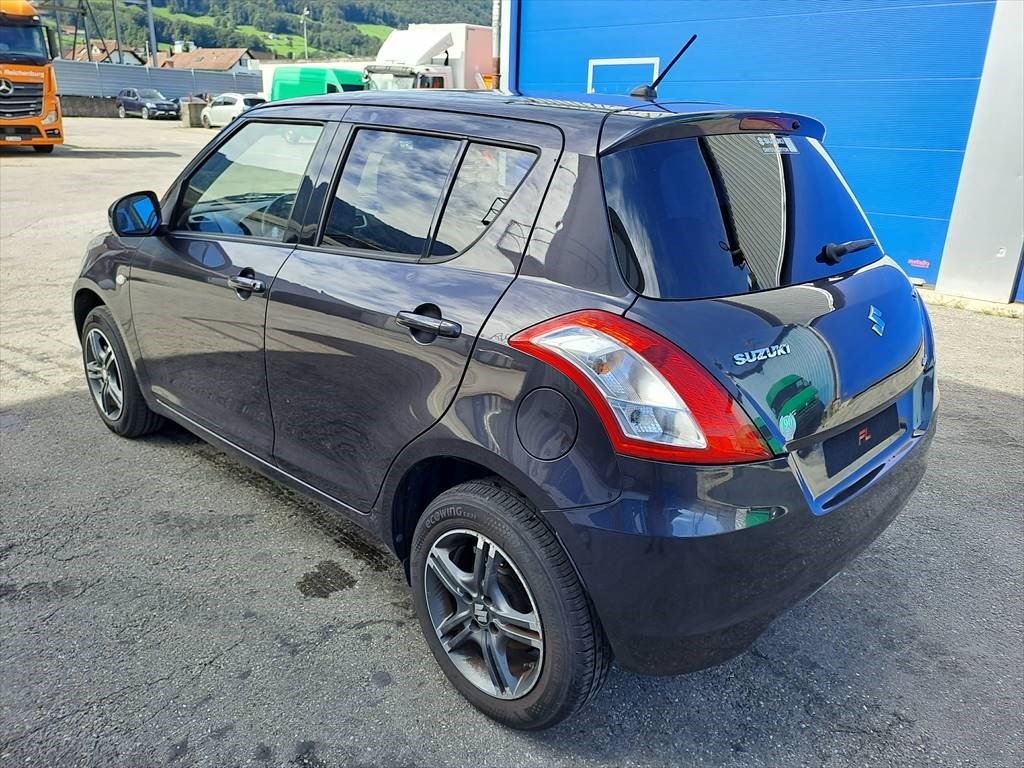 SUZUKI Swift 1.2i 16V PizSulai 4x4, Petrol, Second hand / Used, Manual - 3