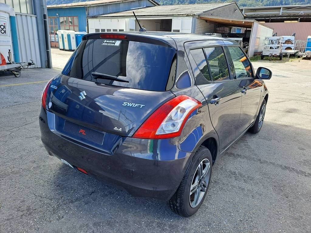 SUZUKI Swift 1.2i 16V PizSulai 4x4, Petrol, Second hand / Used, Manual - 5