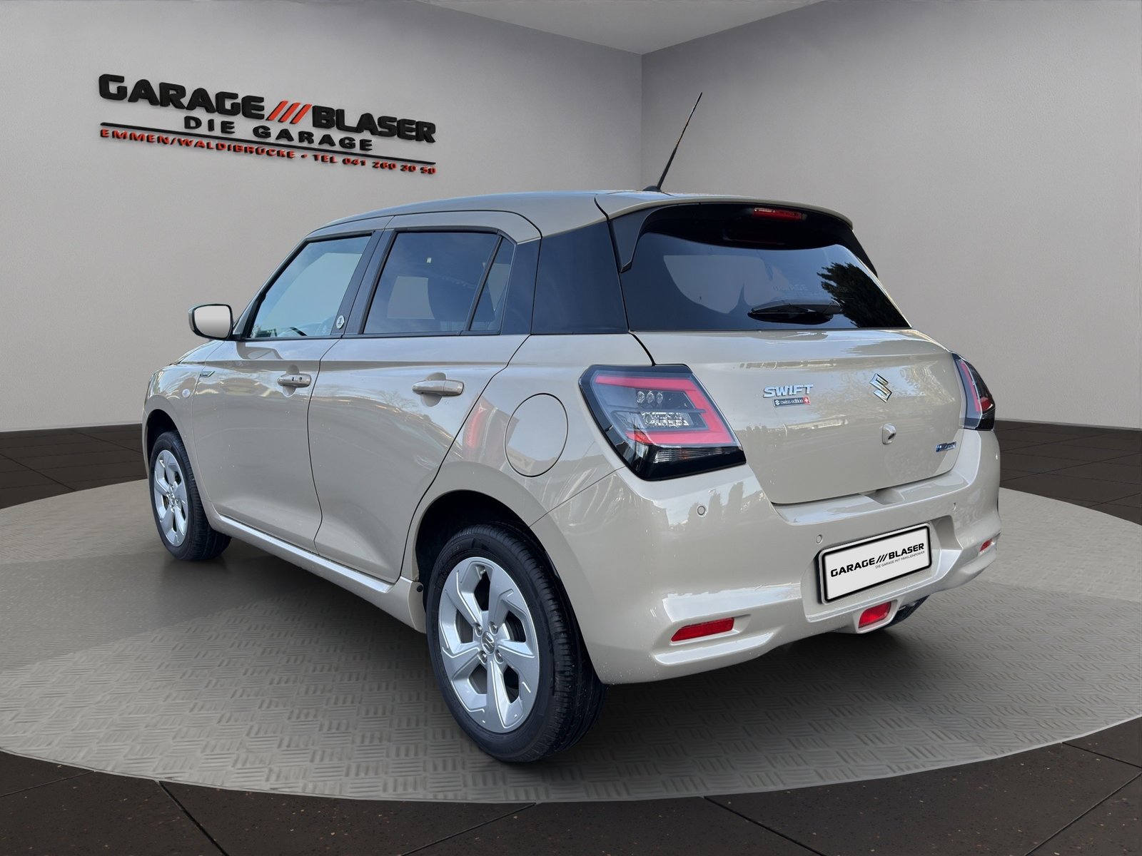SUZUKI Swift 1.2 1st Edition Hybrid 4x4, Mild-Hybrid Benzin/Elektro, Occasion / Gebraucht, Handschaltung - 4