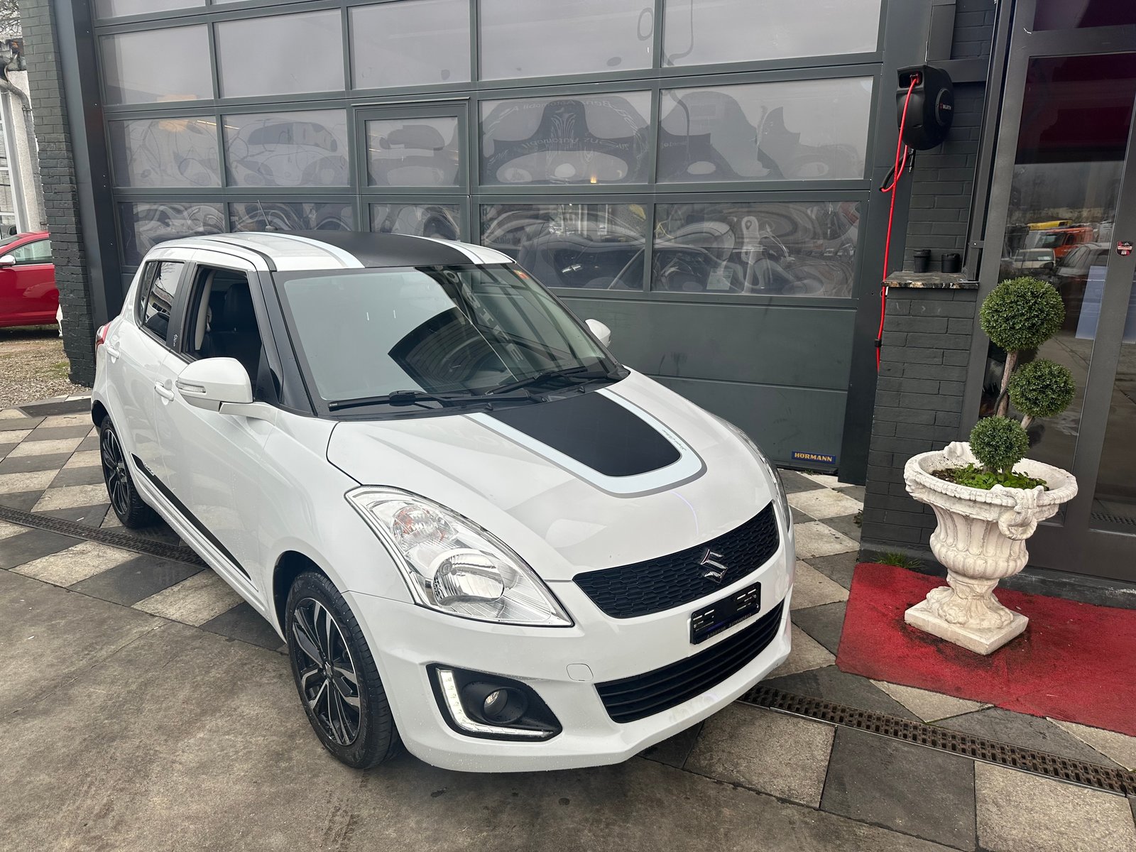 SUZUKI Swift 1.2i 16V Sergio Cellano Top Automatic, Essence, Occasion / Utilisé, Automatique - 2