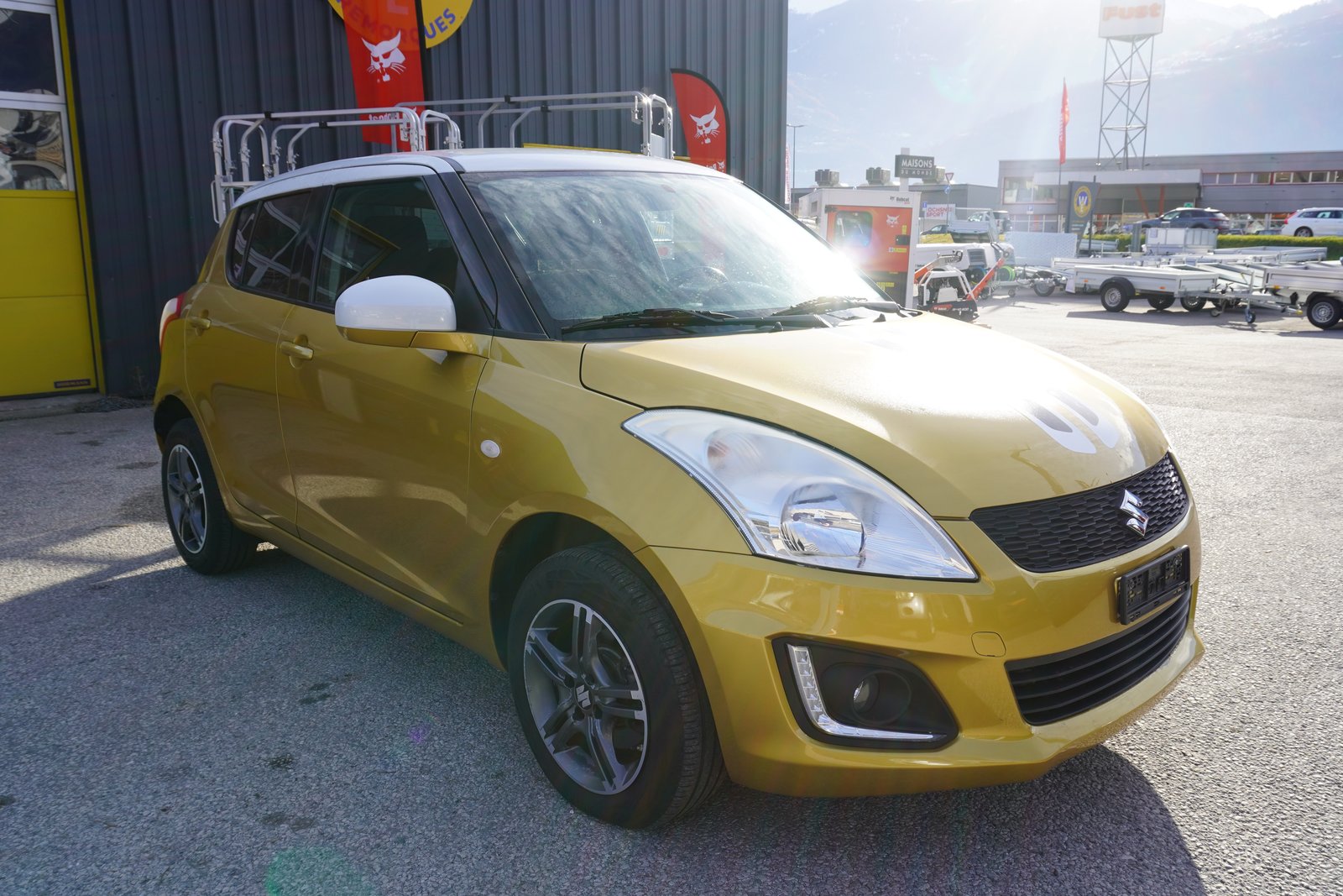 SUZUKI Swift 1.2i 16V PizSulai 4x4, Petrol, Second hand / Used, Manual - 3
