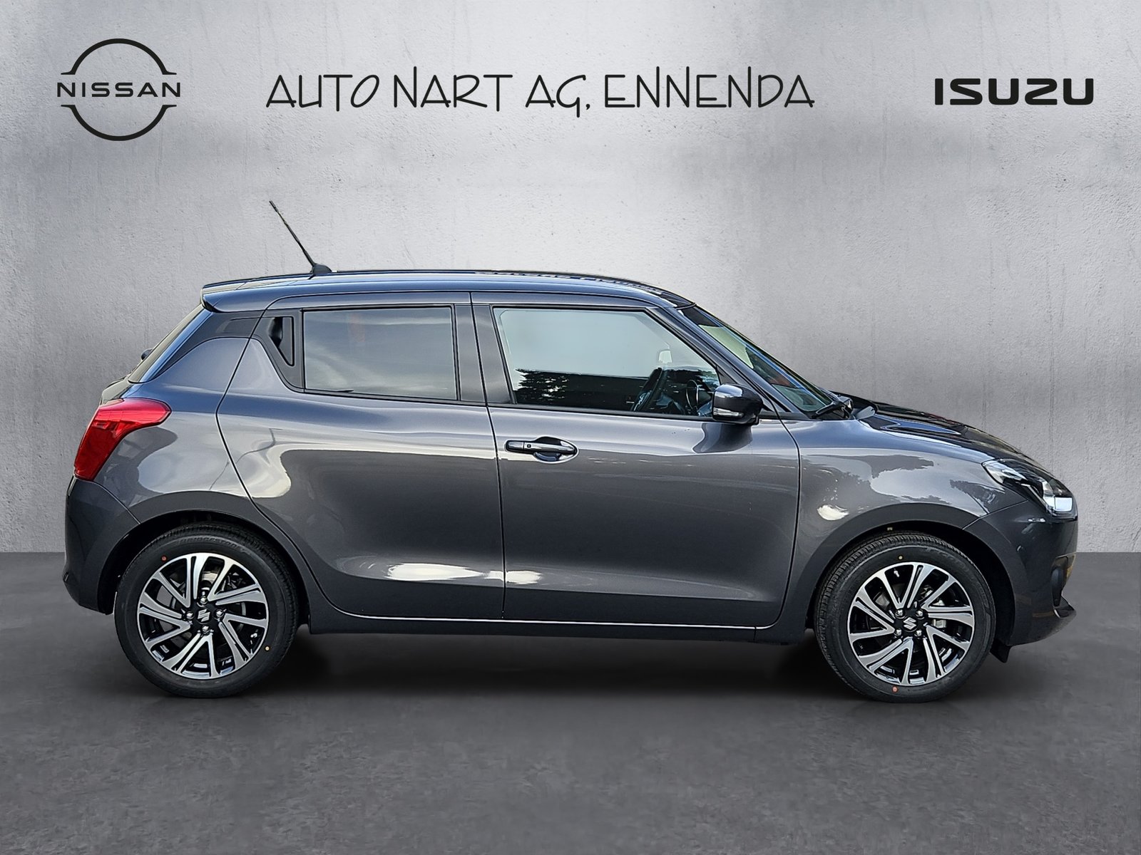 SUZUKI Swift 1.2i Swiss Edition Top Hybrid, Mild-Hybrid Petrol/Electric, Second hand / Used, Automatic - 6