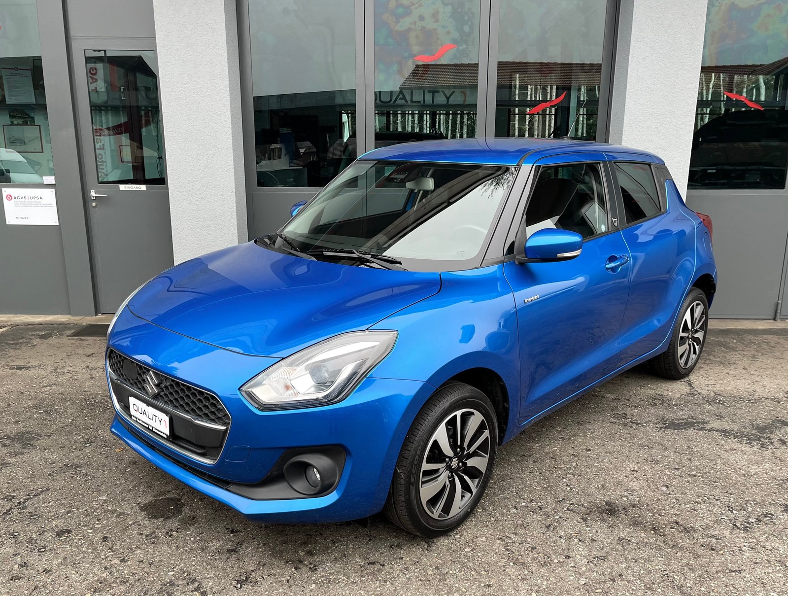 SUZUKI Swift 1.2i 16V SHVS TradizioTop Hybrid Allgrip 4x4, Hybride Léger Essence/Électricité, Occasion / Utilisé, Manuelle - 3
