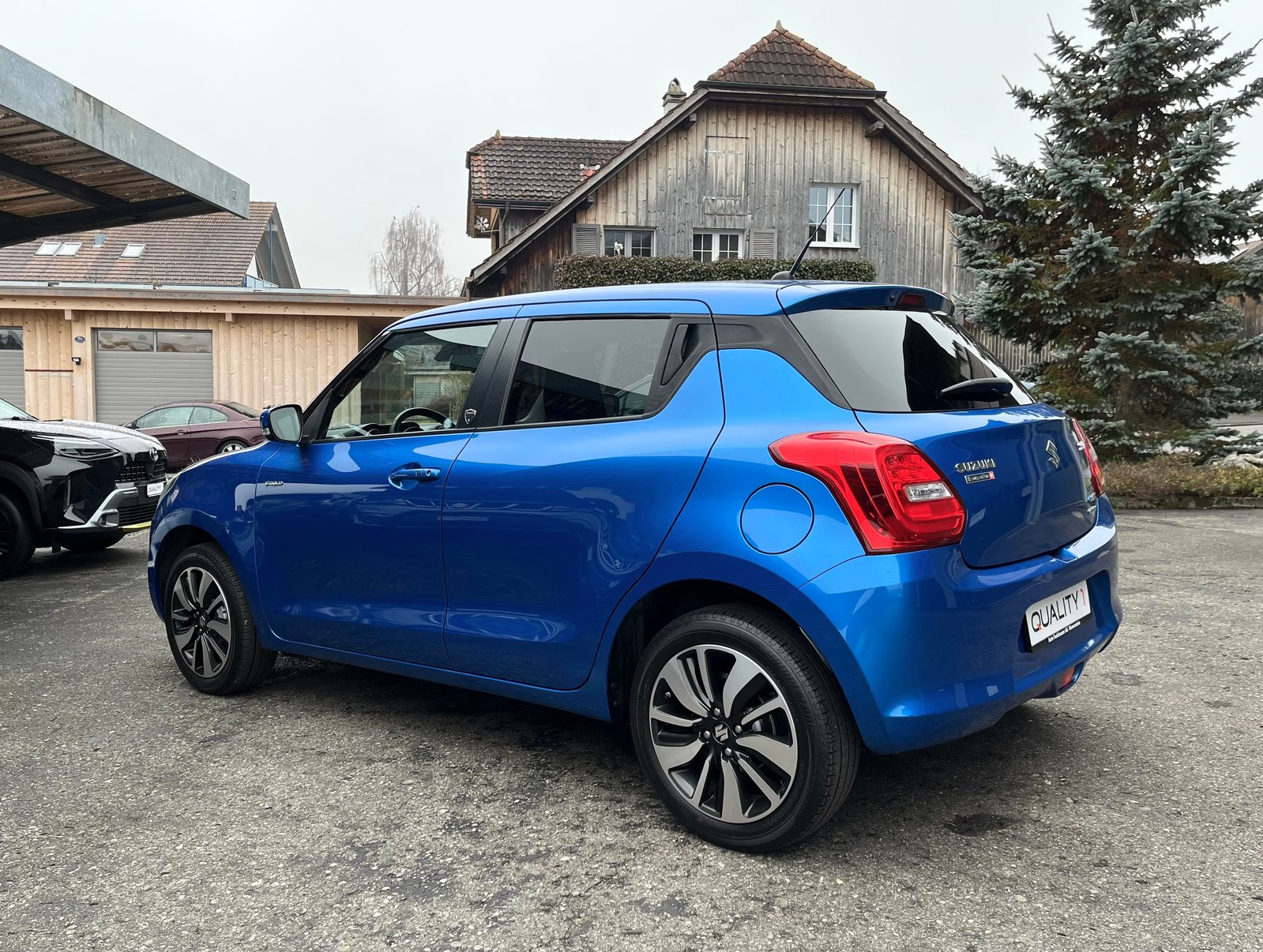SUZUKI Swift 1.2i 16V SHVS TradizioTop Hybrid Allgrip 4x4, Hybride Léger Essence/Électricité, Occasion / Utilisé, Manuelle - 5