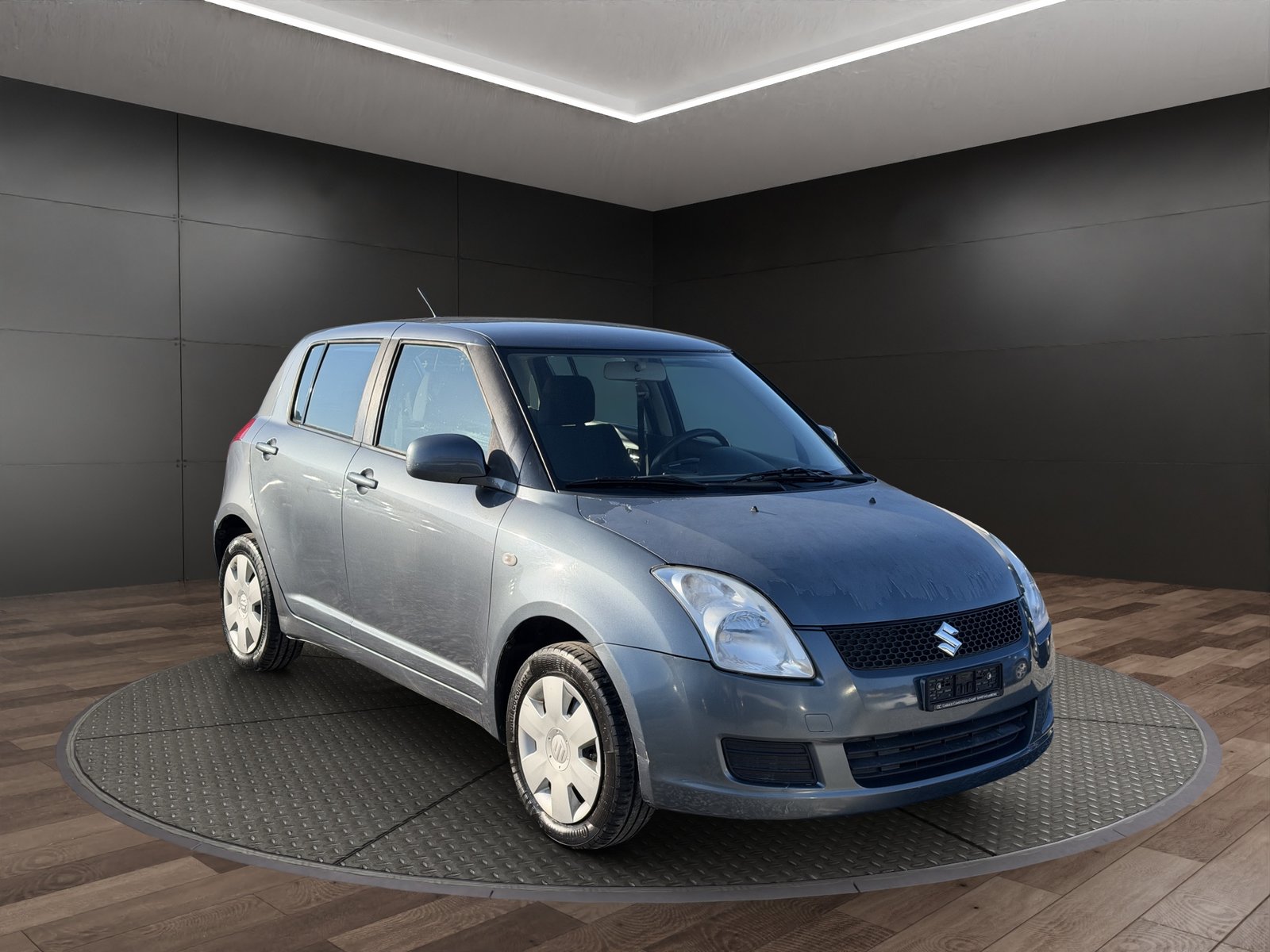 SUZUKI Swift 1.3i 16V GL Top 4x4