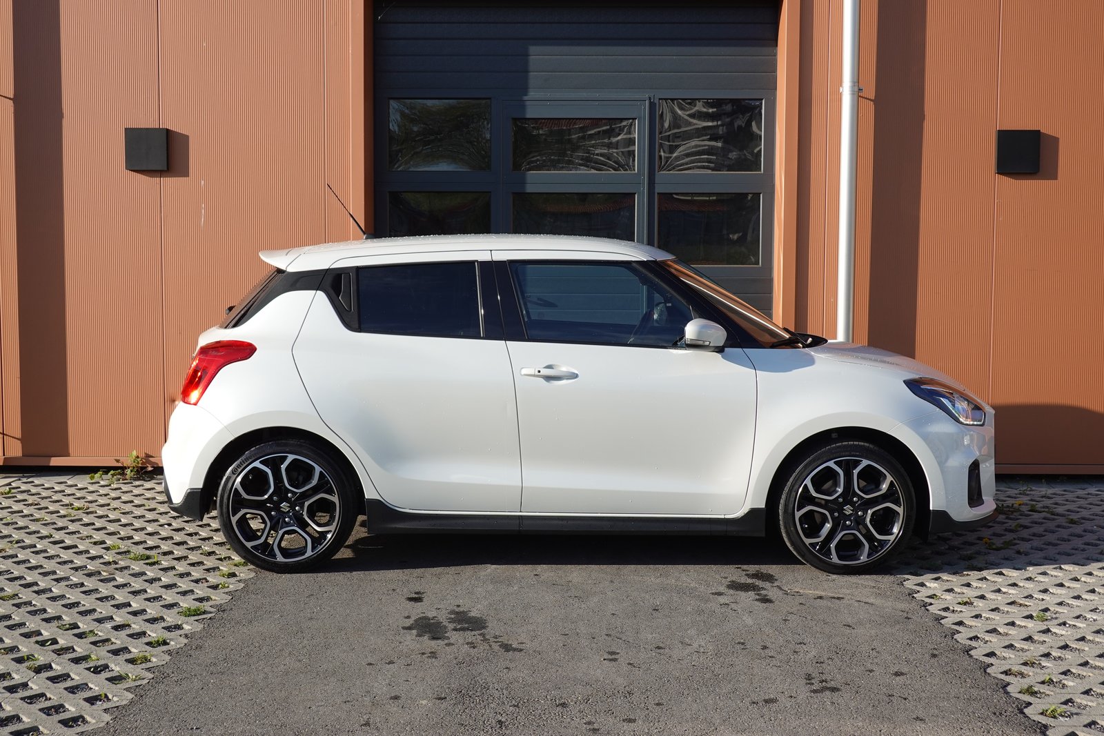 SUZUKI Swift Sport 1.4i 16V Compact Top Hybrid - CH Auto * 1, Mild-Hybrid Benzin/Elektro, Occasion / Gebraucht, Handschaltung - 4