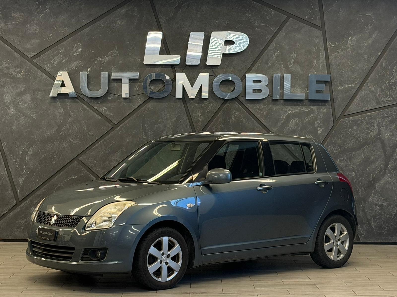 SUZUKI Swift 1.3i 16V GL Top