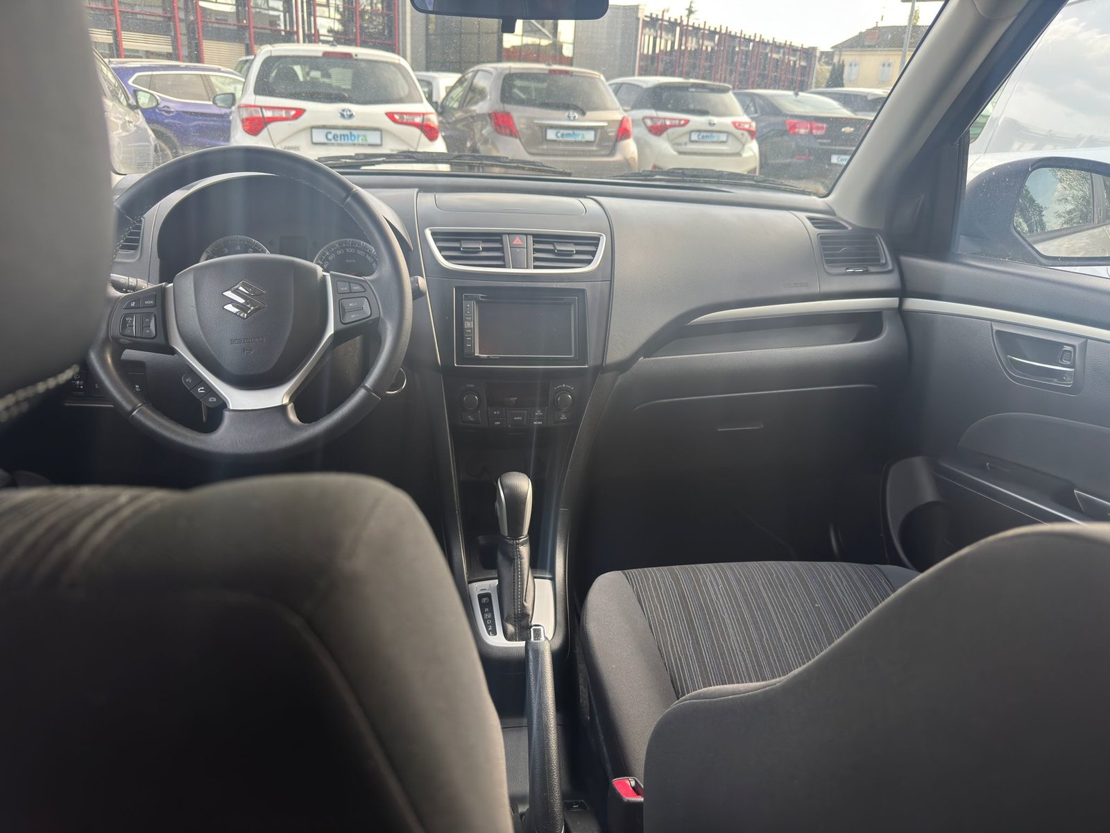 SUZUKI Swift 1.2i GL S.Cellano, Essence, Occasion / Utilisé, Automatique - 6
