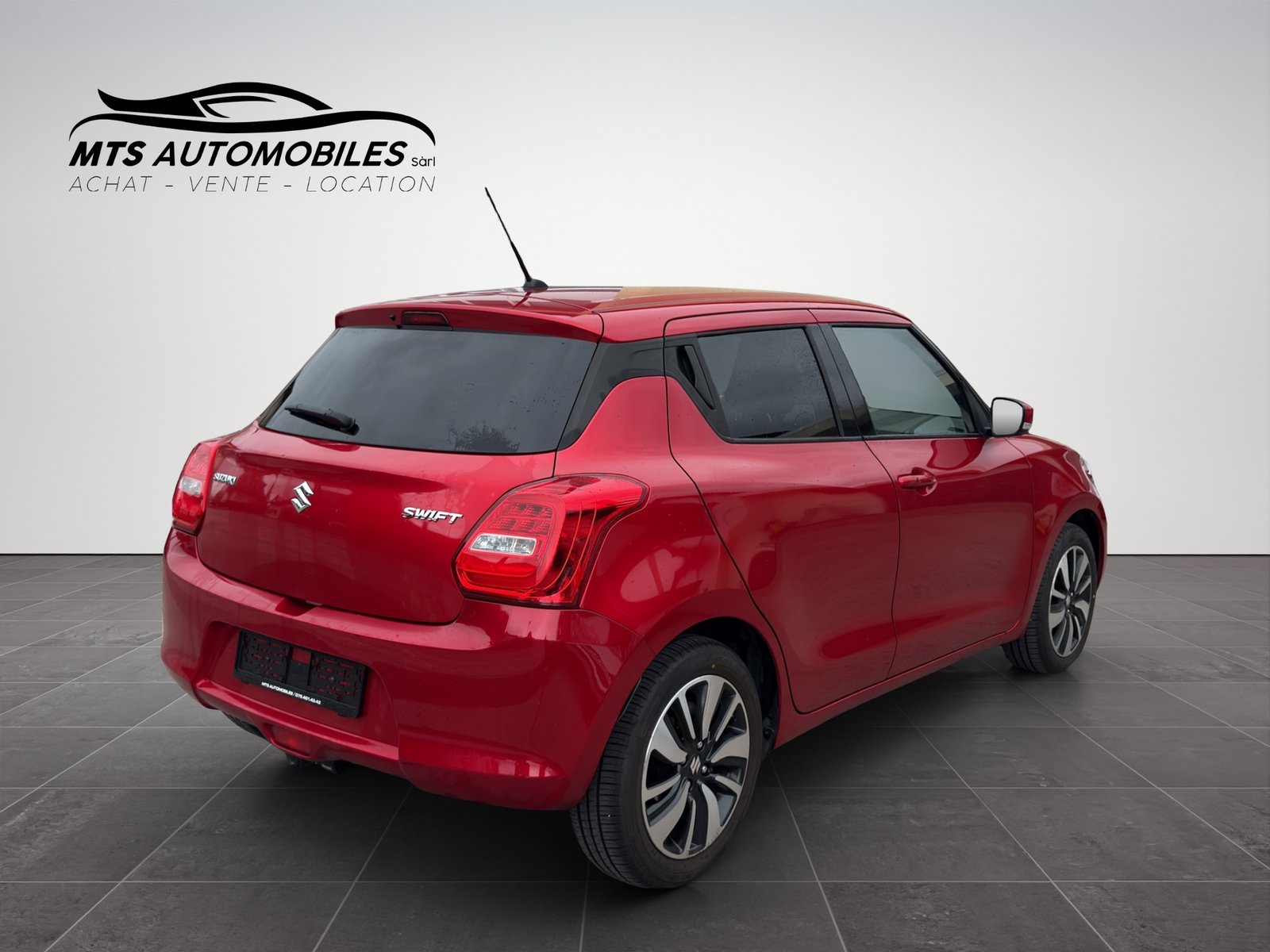 SUZUKI Swift 1.0 12V Compact Top Automatic, Benzina, Occasioni / Usate, Automatico - 6