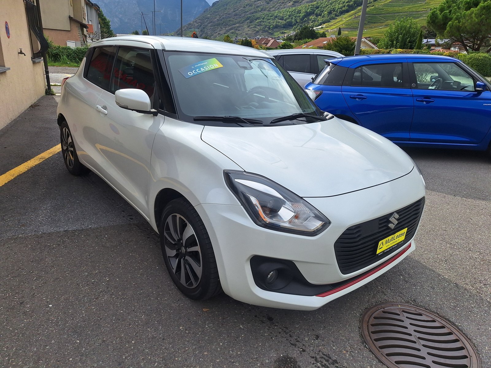 SUZUKI Swift 1.0 12V SHVS Compact Top Hybrid, Mild-Hybrid Benzin/Elektro, Occasion / Gebraucht, Handschaltung - 2