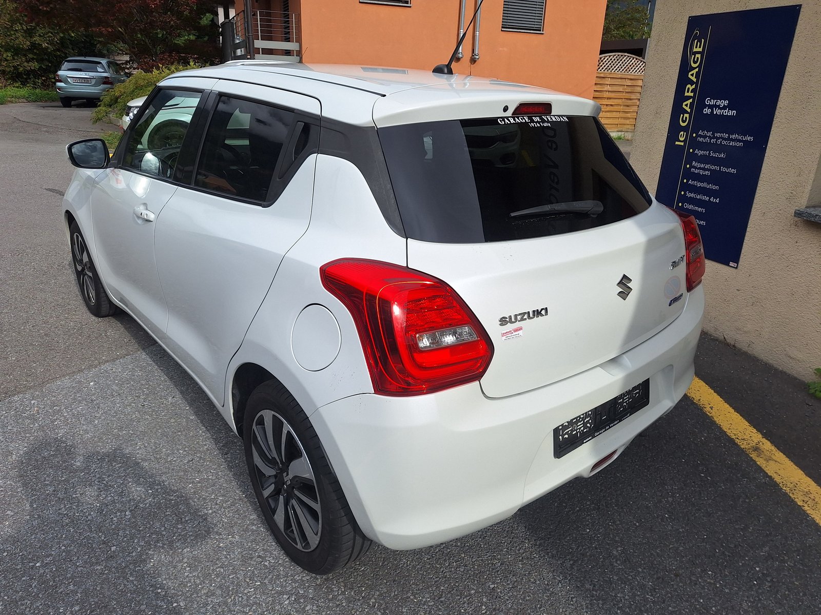 SUZUKI Swift 1.0 12V SHVS Compact Top Hybrid, Mild-Hybrid Benzin/Elektro, Occasion / Gebraucht, Handschaltung - 4