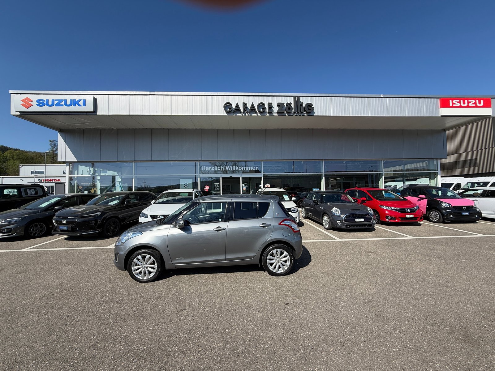 SUZUKI Swift 1.2i 16V PizSulai Top 4x4, Petrol, Second hand / Used, Manual - 4