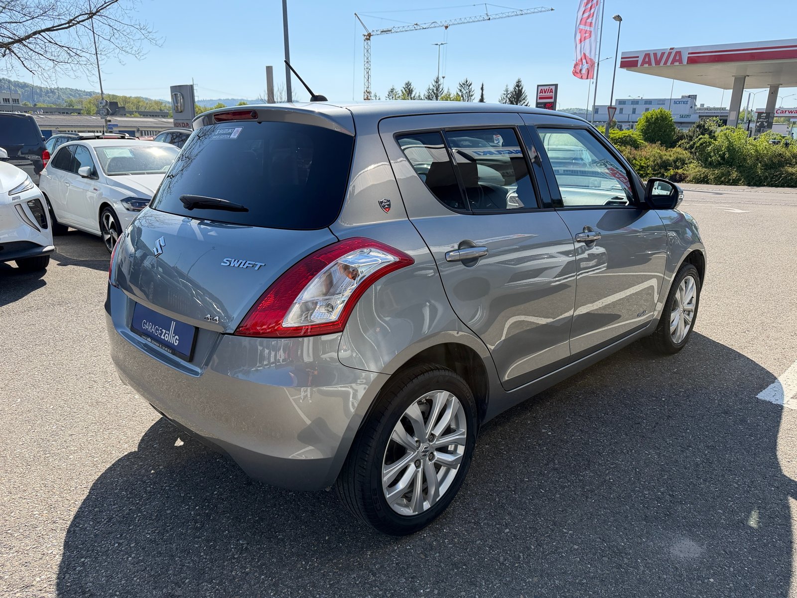 SUZUKI Swift 1.2i 16V PizSulai Top 4x4, Petrol, Second hand / Used, Manual - 6