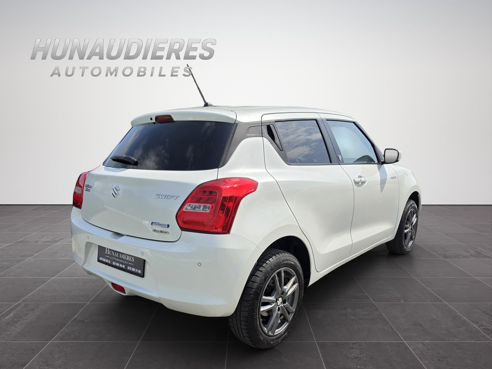 SUZUKI Swift 1.2i Piz Sulai Top Hybrid Allgrip 4x4, Hybride Léger Essence/Électricité, Occasion / Utilisé, Manuelle - 2