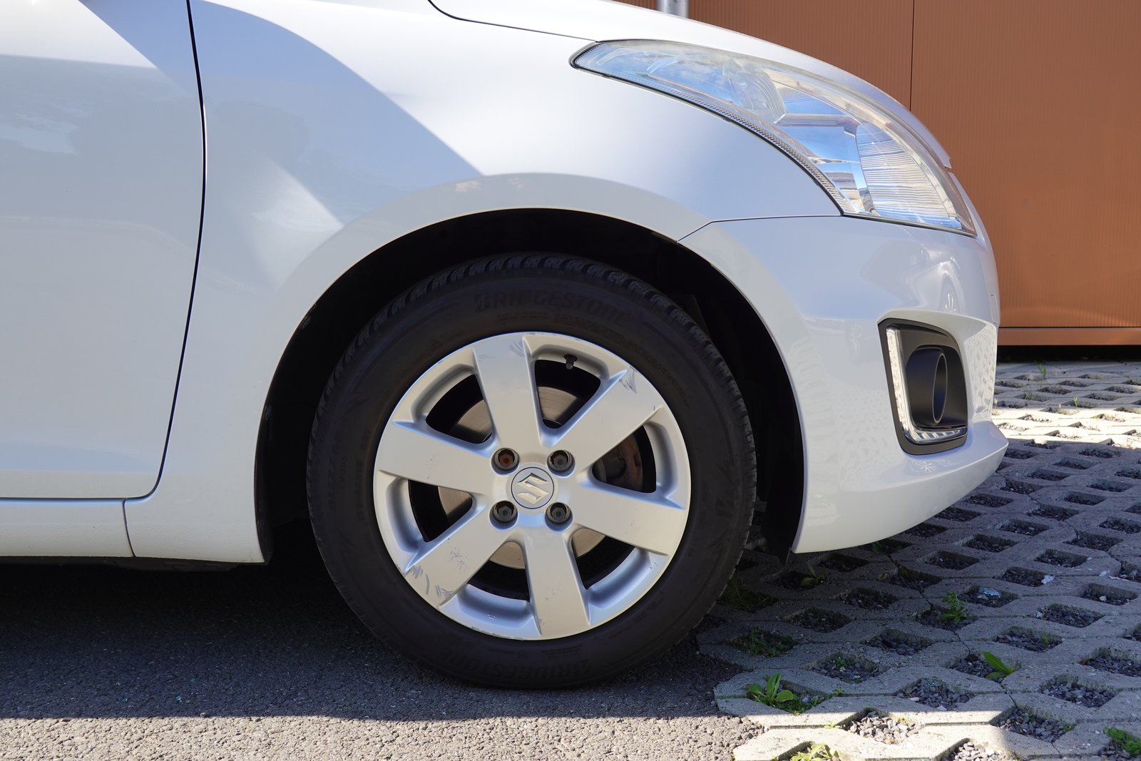 SUZUKI Swift 1.2i 16V Sergio Cellano * Véhiculé CH * 1er M, Essence, Occasion / Utilisé, Manuelle - 5