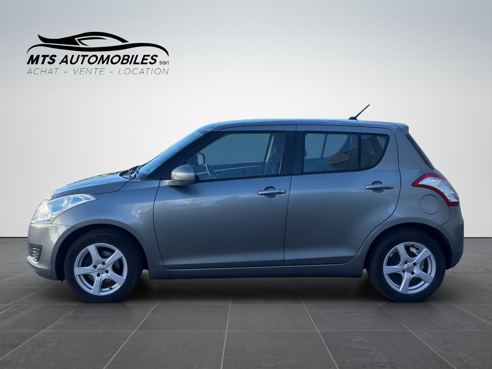 SUZUKI Swift 1.2i 16V GL, Petrol, Second hand / Used, Manual - 3